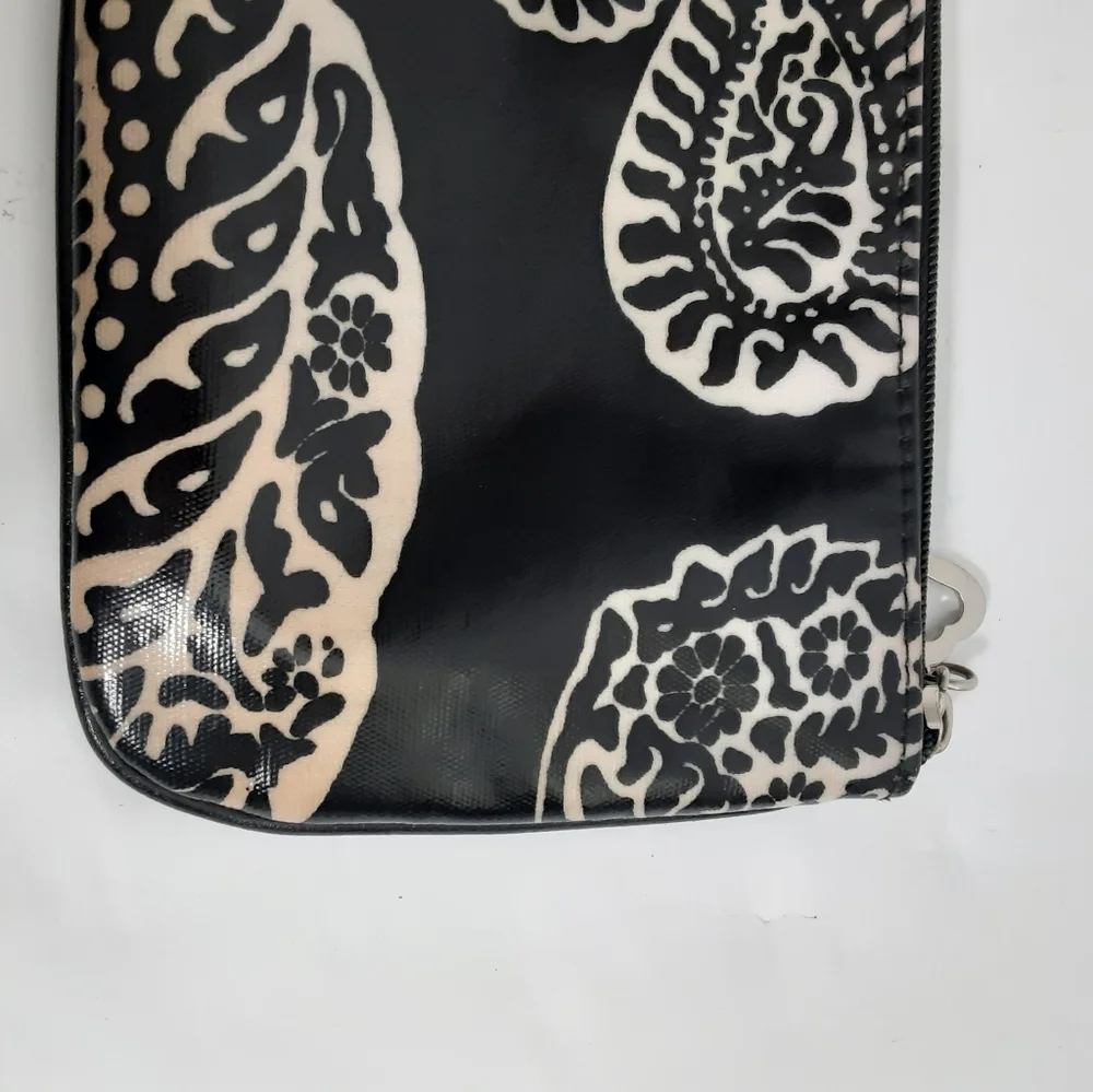 Gigi Hill Los Angeles black print makeup bag